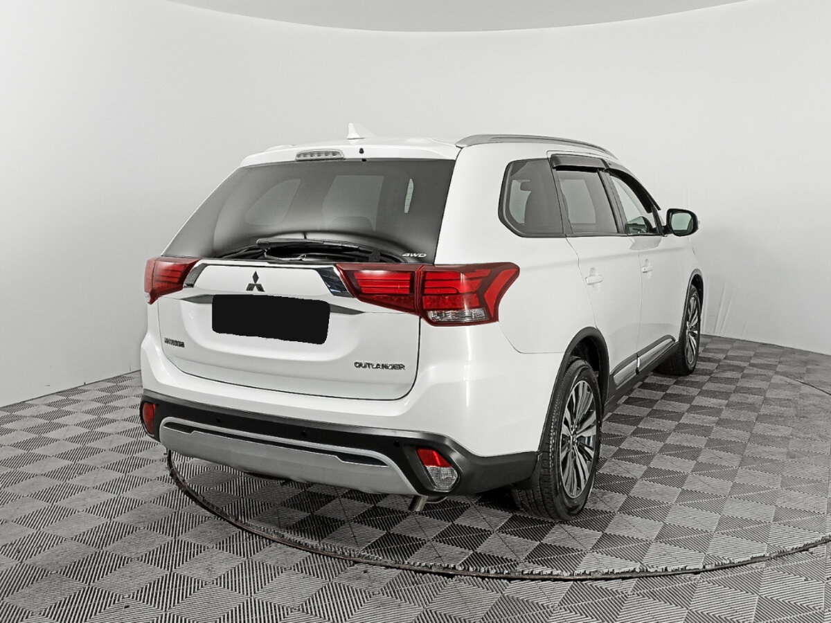Mitsubishi Outlander, 2019