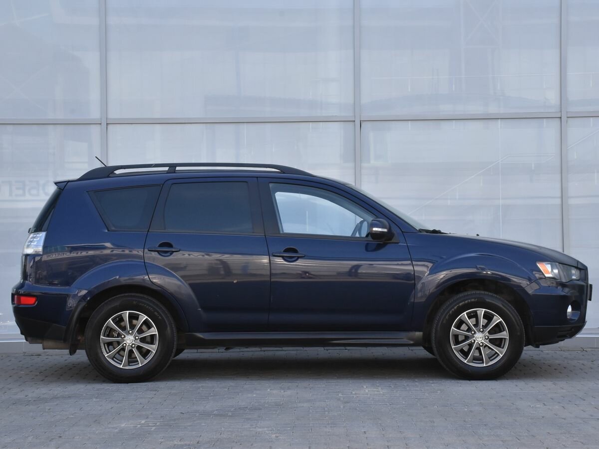 Mitsubishi Outlander, 2012