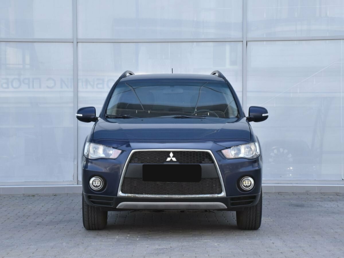 Mitsubishi Outlander, 2012