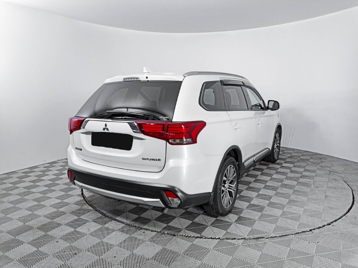 Mitsubishi Outlander, 2017