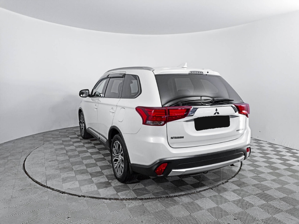 Mitsubishi Outlander, 2017