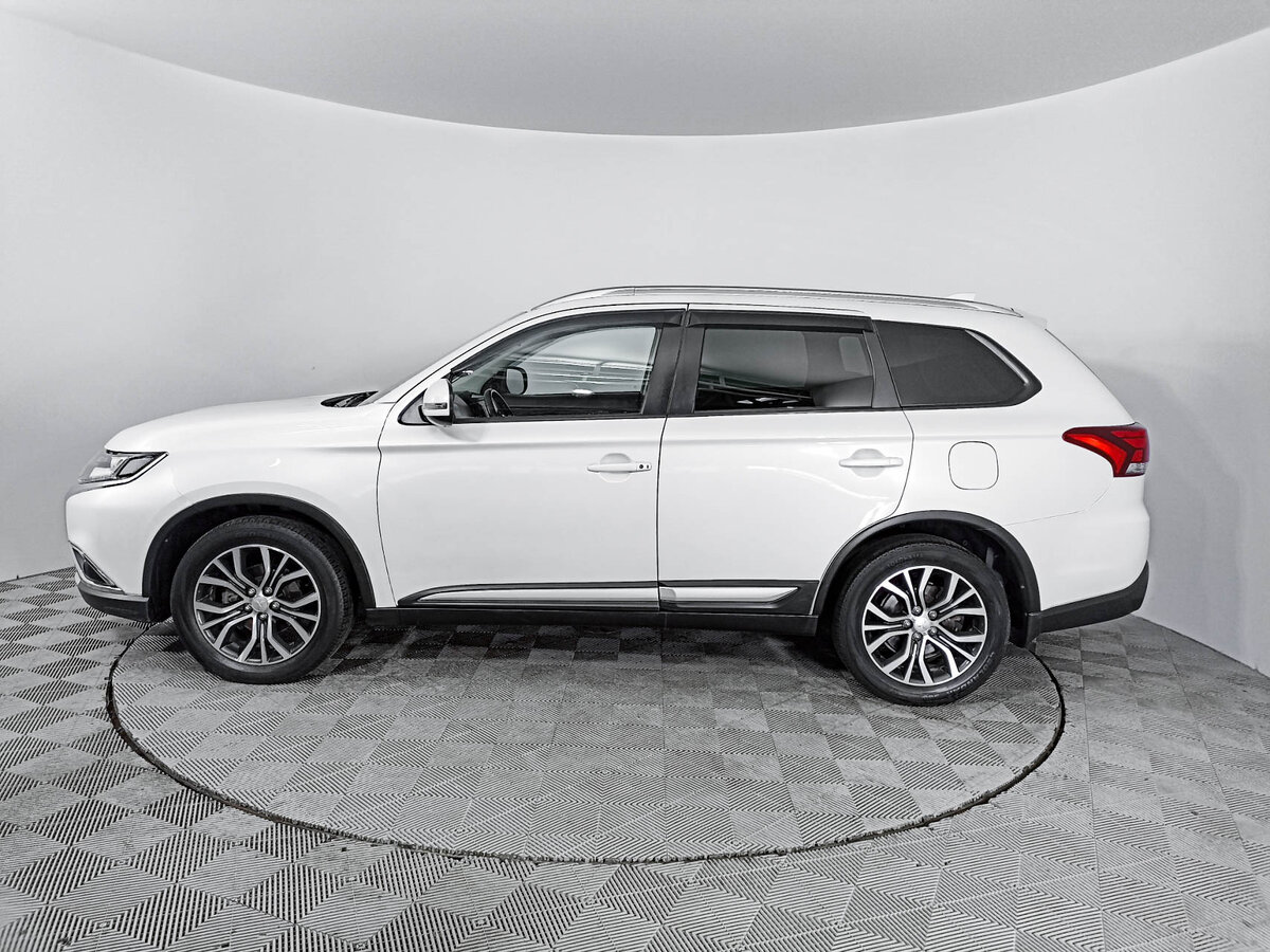 Mitsubishi Outlander, 2017