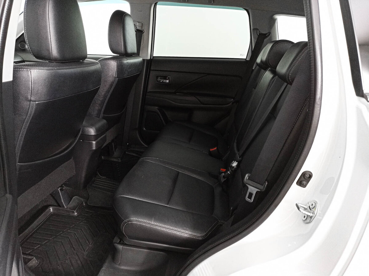 Mitsubishi Outlander, 2017