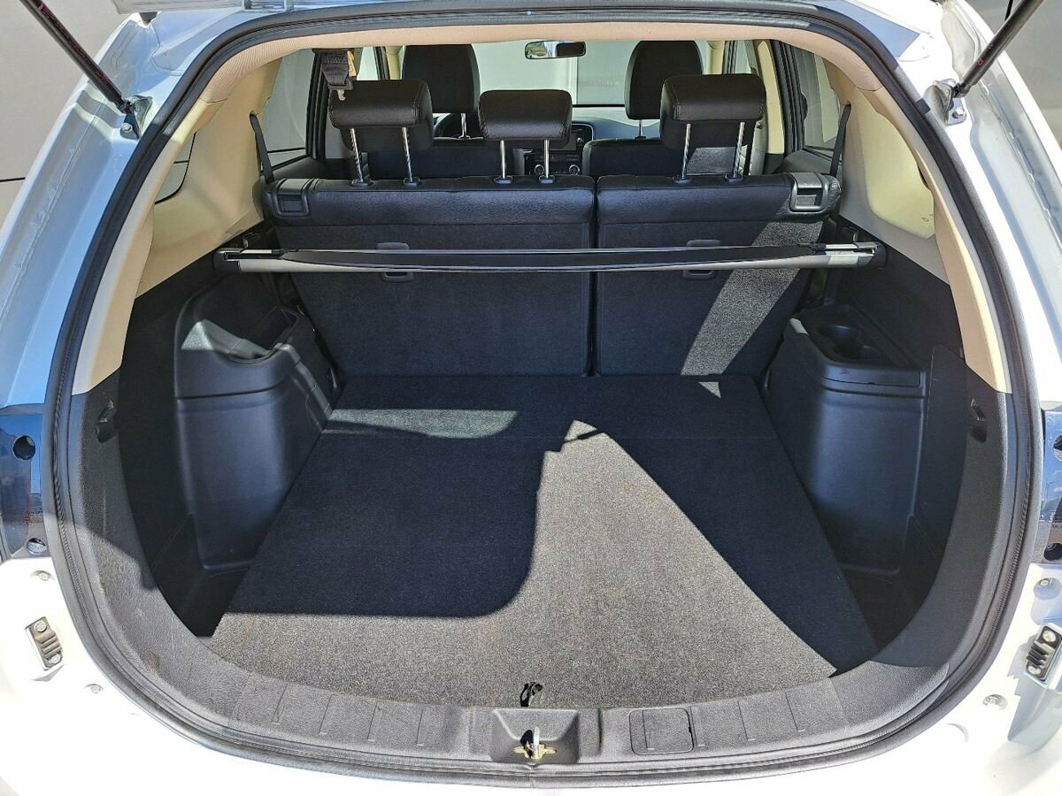 Mitsubishi Outlander, 2015