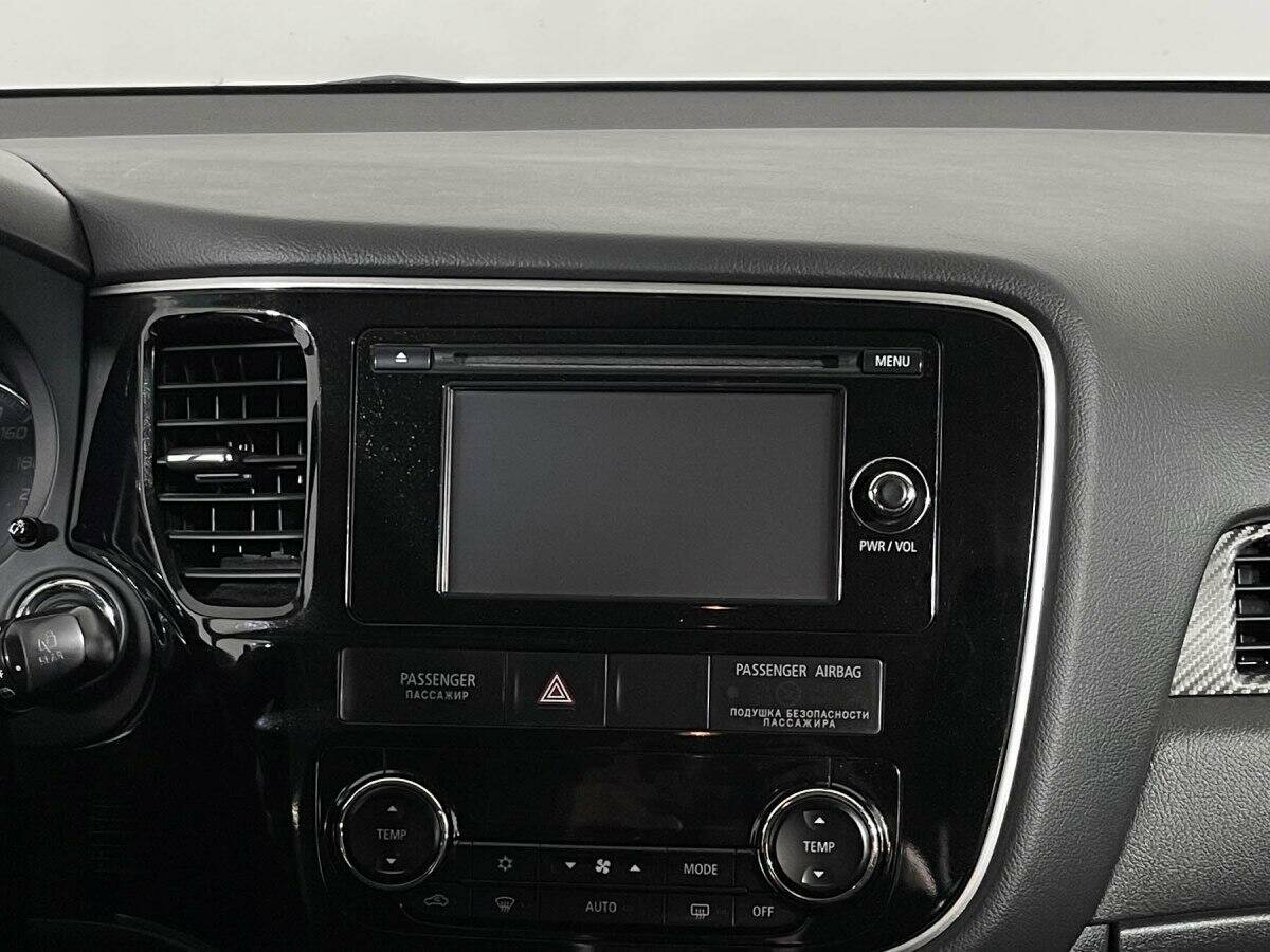 Mitsubishi Outlander, 2012