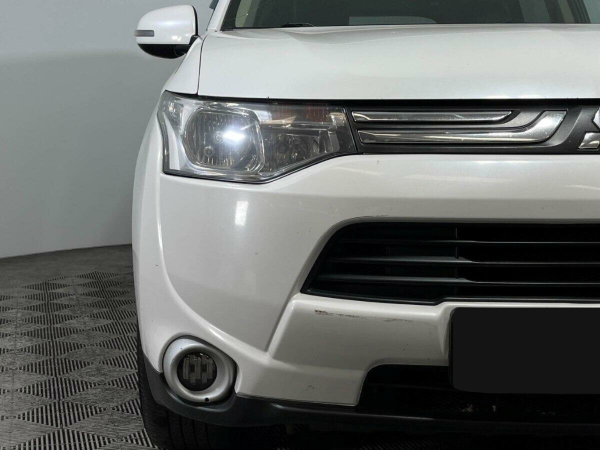 Mitsubishi Outlander, 2012