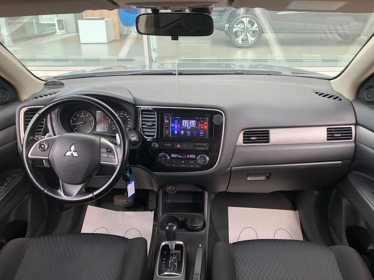 Mitsubishi Outlander, 2013