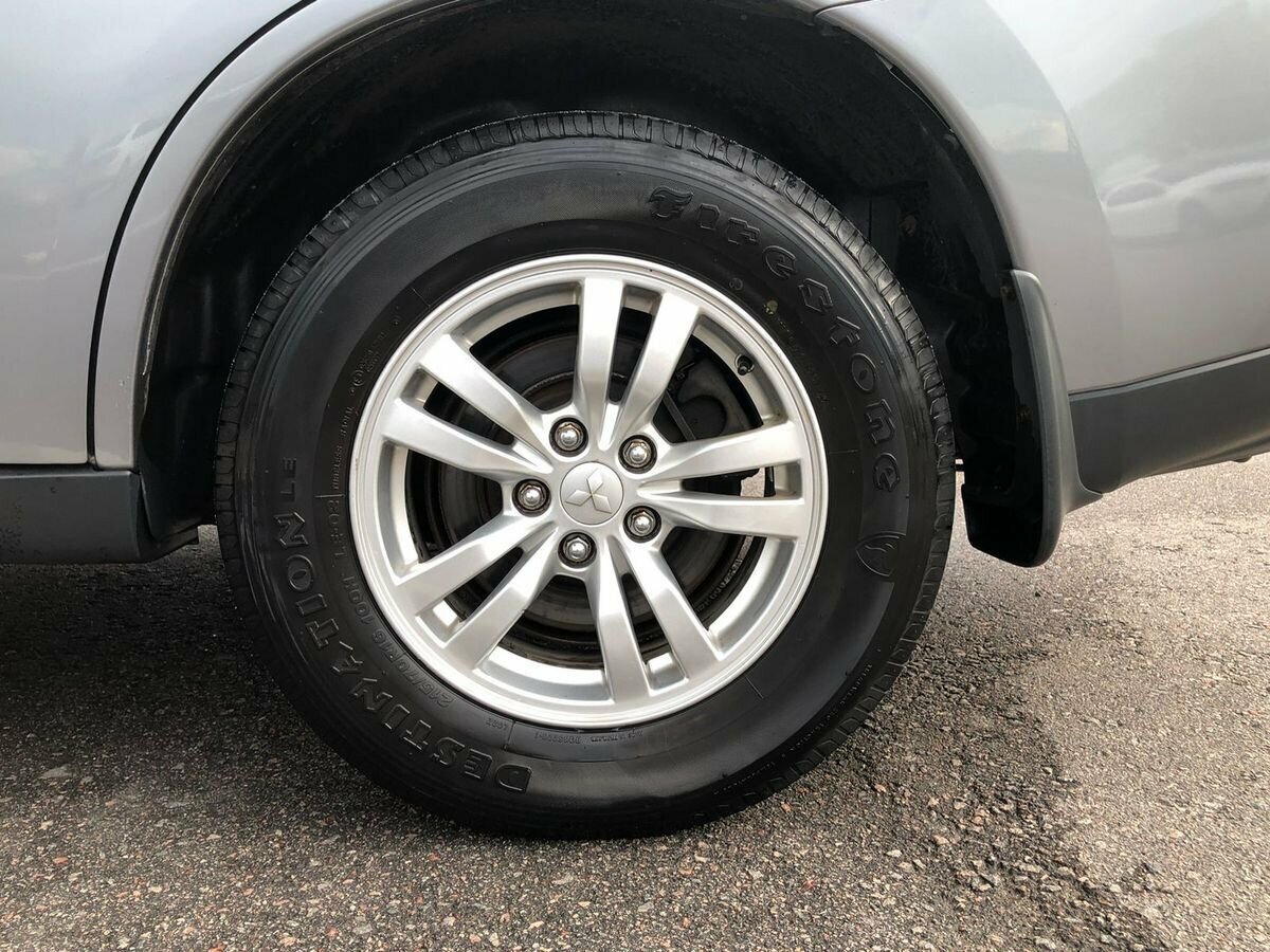 Mitsubishi Outlander, 2013