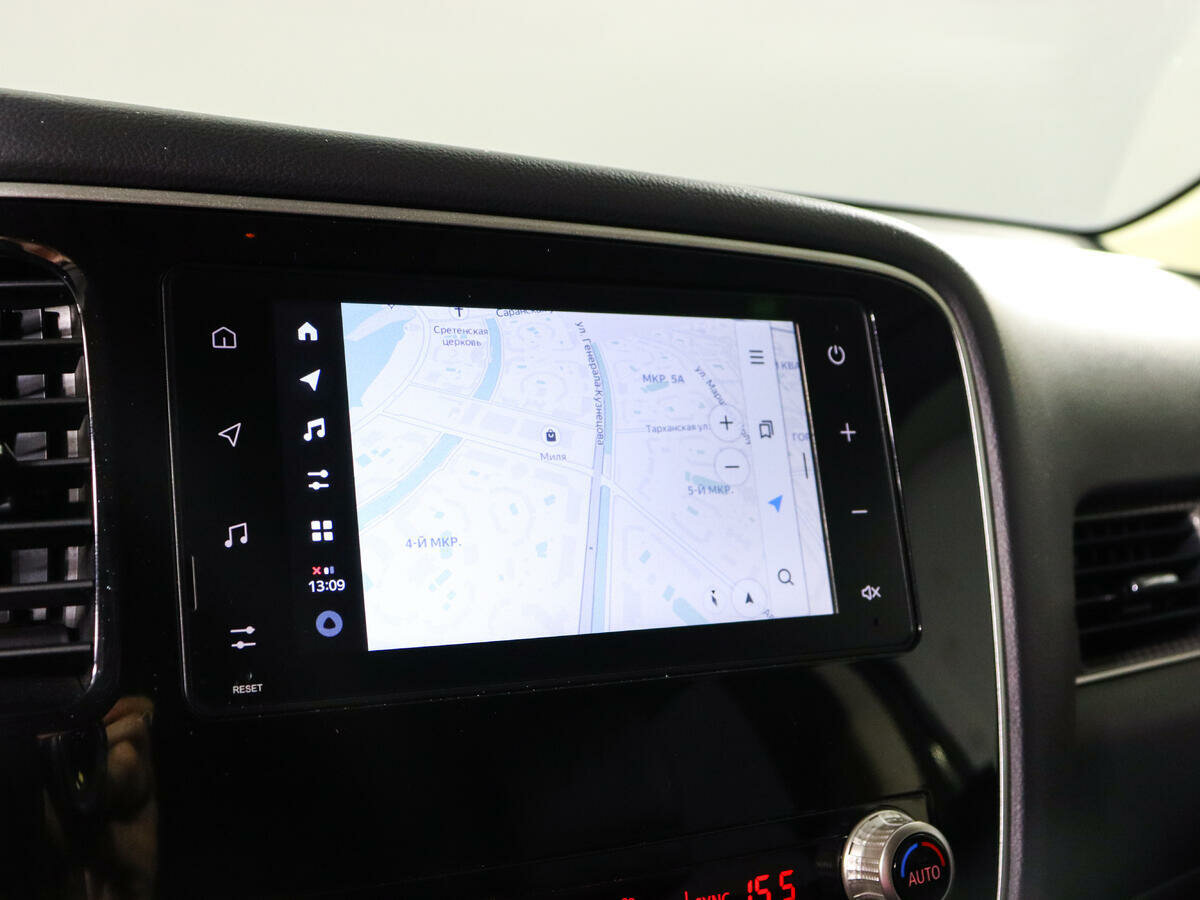 Mitsubishi Outlander, 2020