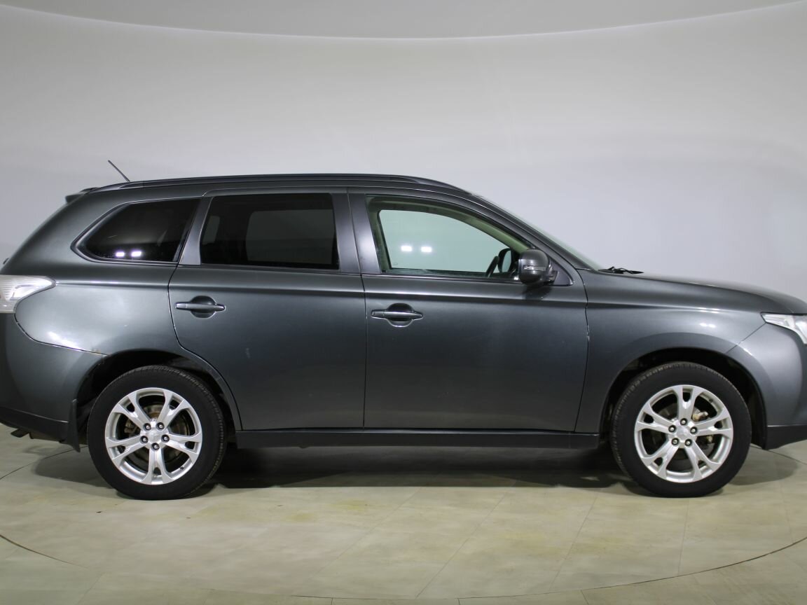 Mitsubishi Outlander, 2013