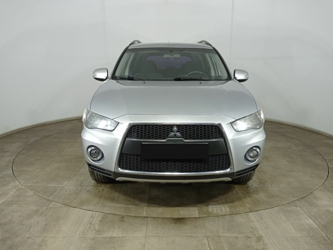 Mitsubishi Outlander, 2011