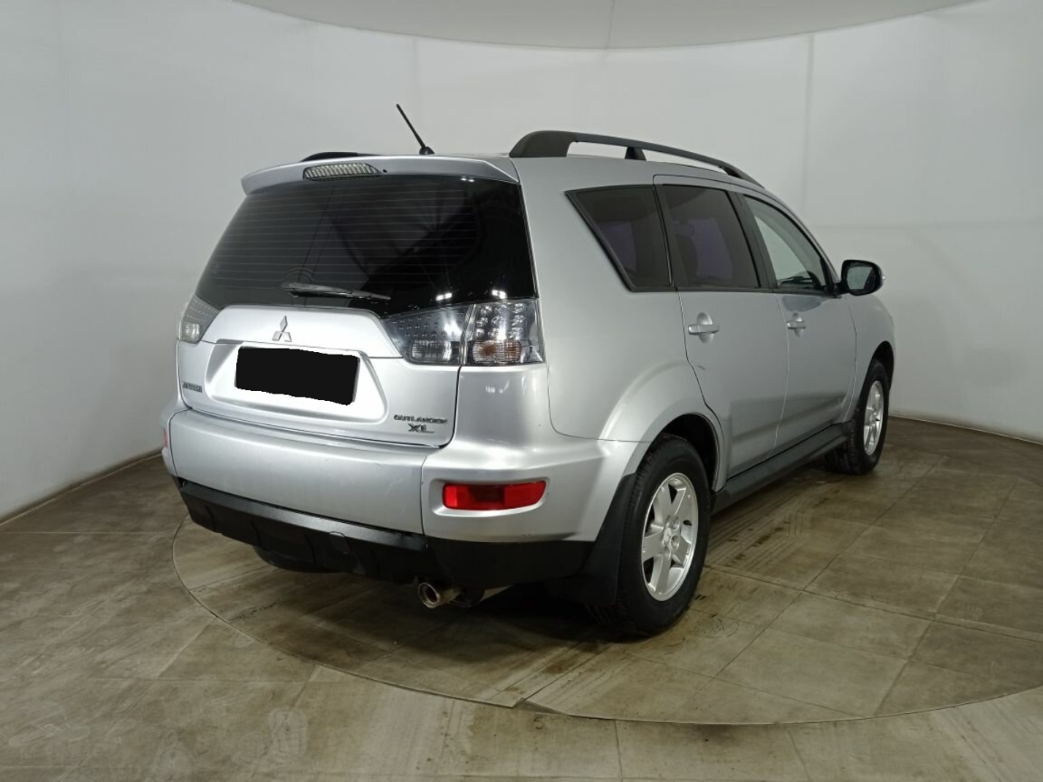 Mitsubishi Outlander, 2011