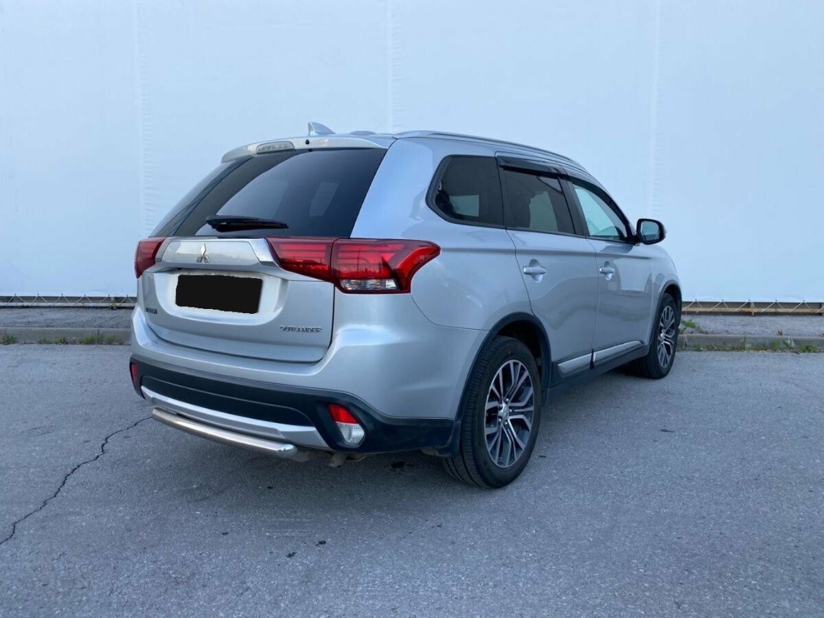 Mitsubishi Outlander, 2017