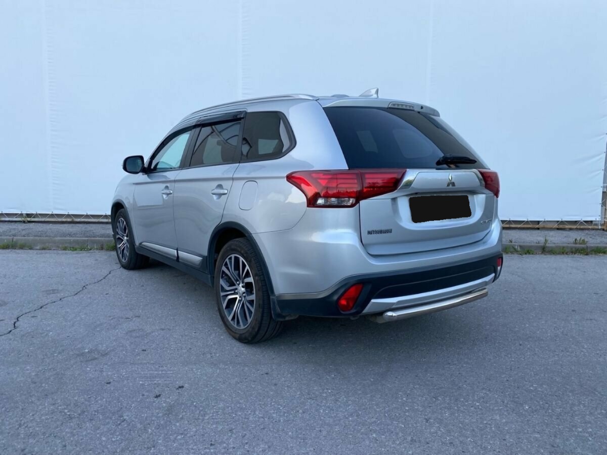 Mitsubishi Outlander, 2017