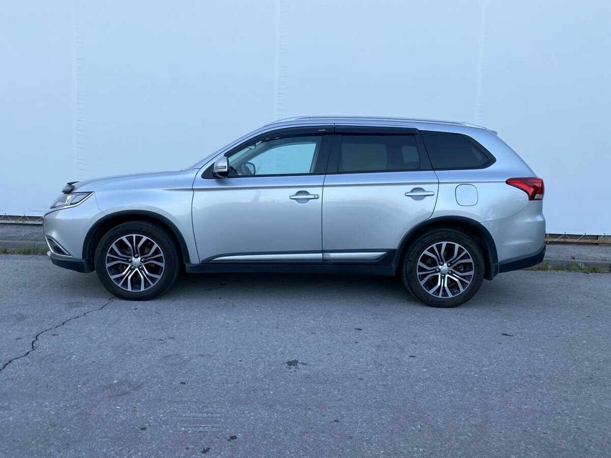 Mitsubishi Outlander, 2017