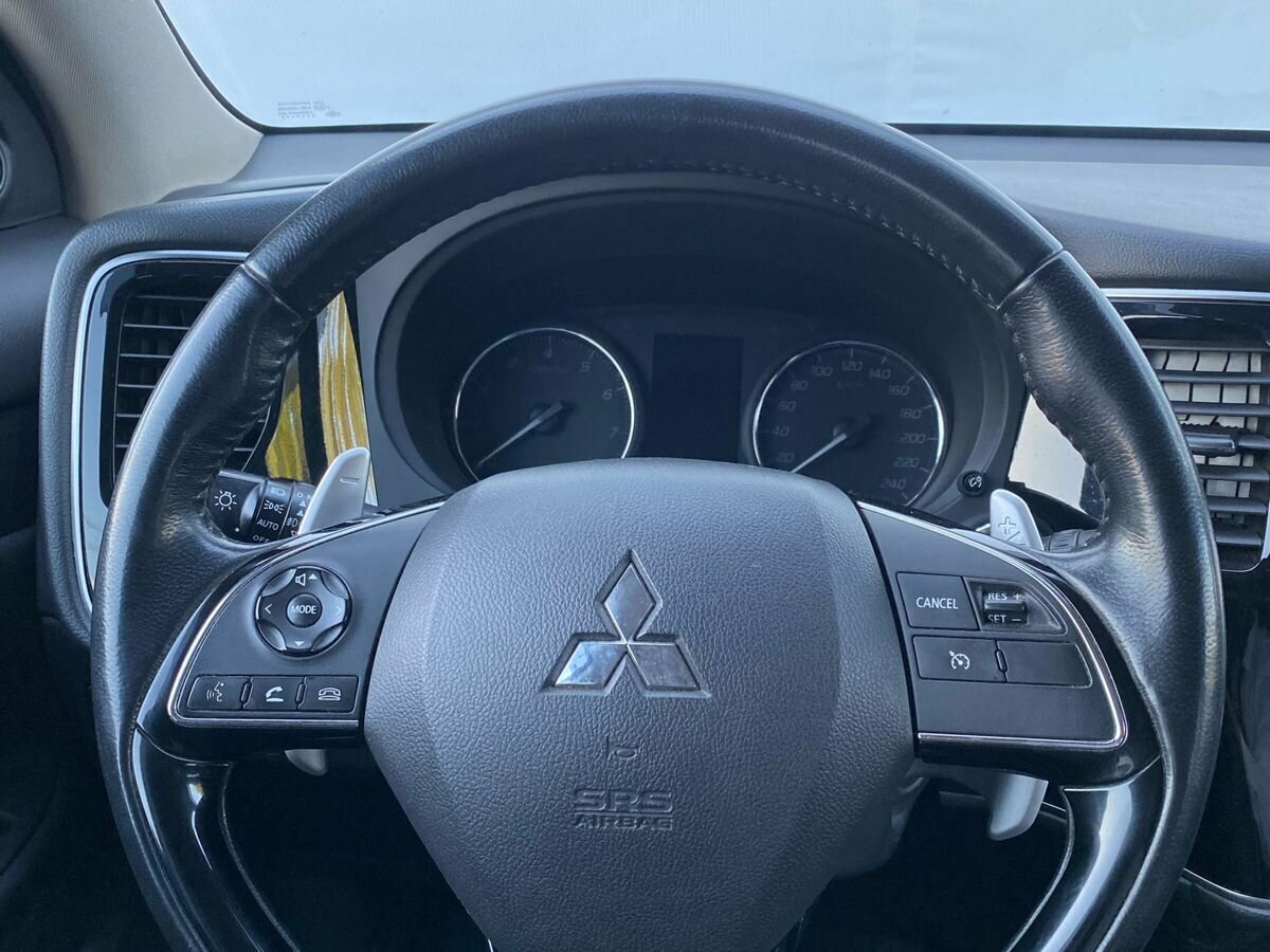 Mitsubishi Outlander, 2017