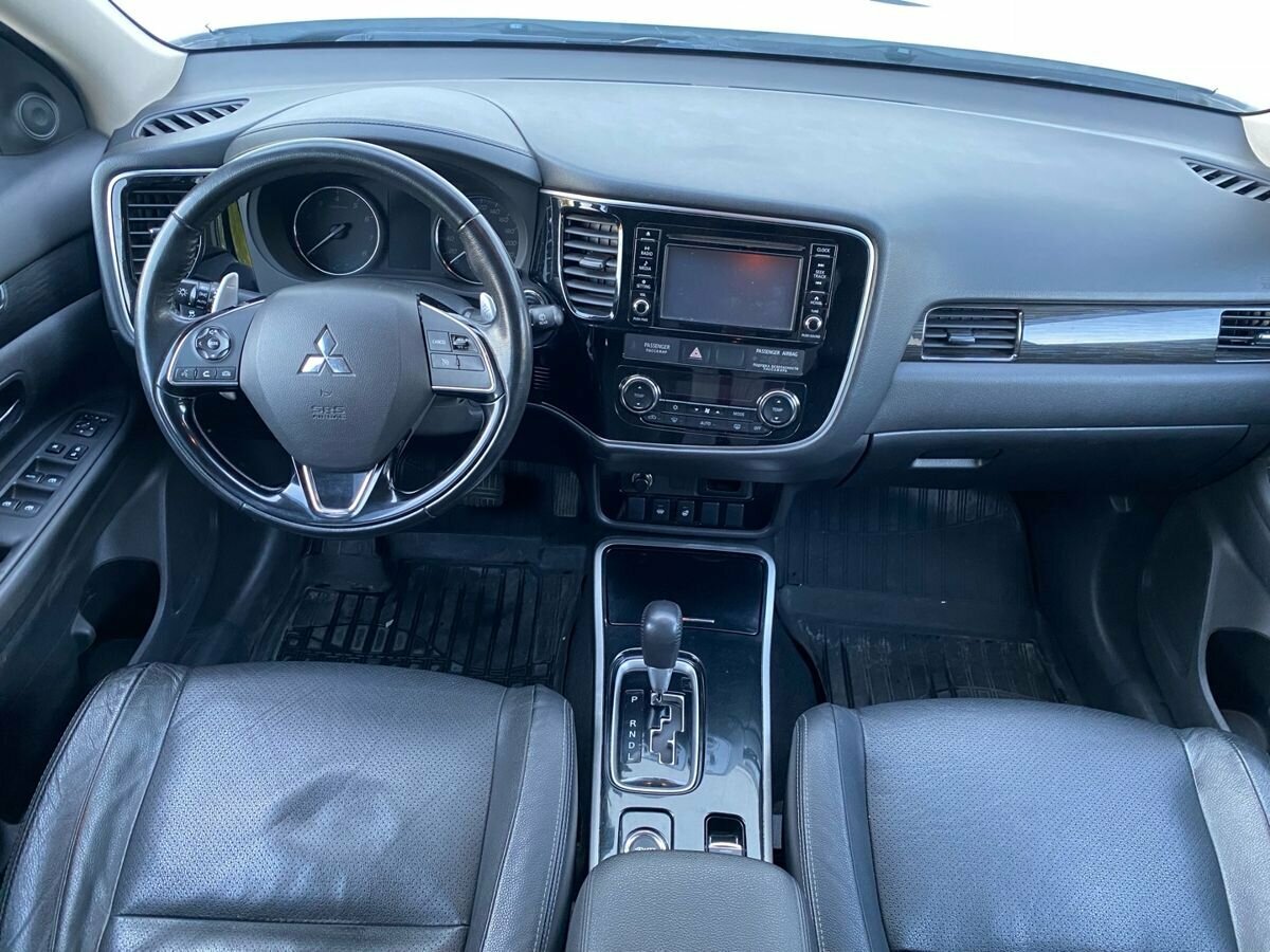 Mitsubishi Outlander, 2017