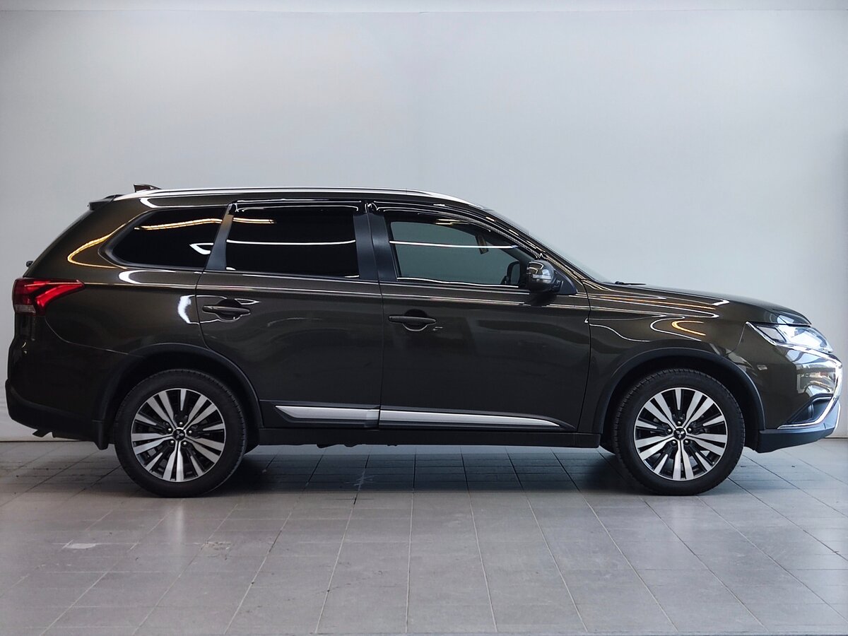 Mitsubishi Outlander, 2018