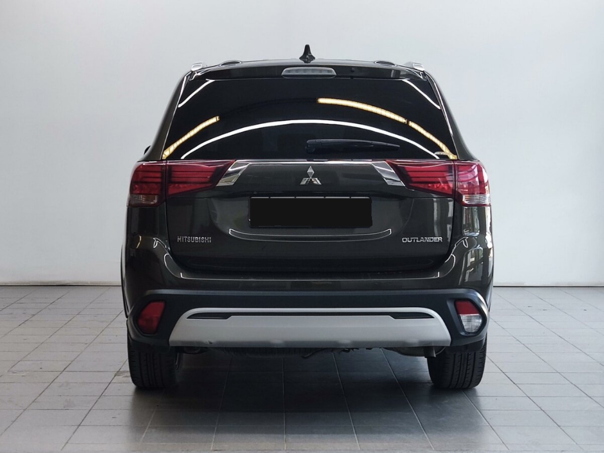 Mitsubishi Outlander, 2018