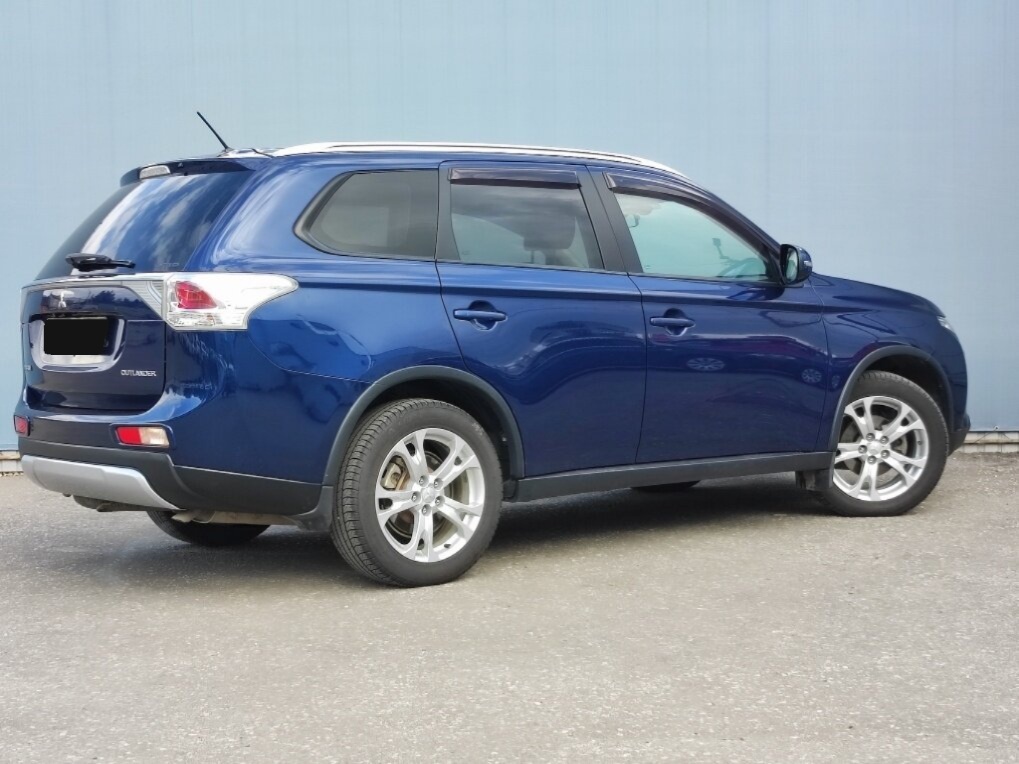 Mitsubishi Outlander, 2014