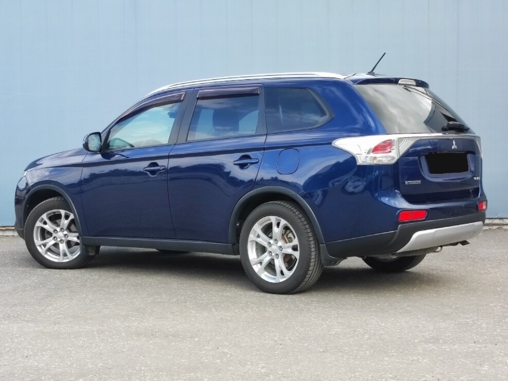 Mitsubishi Outlander, 2014