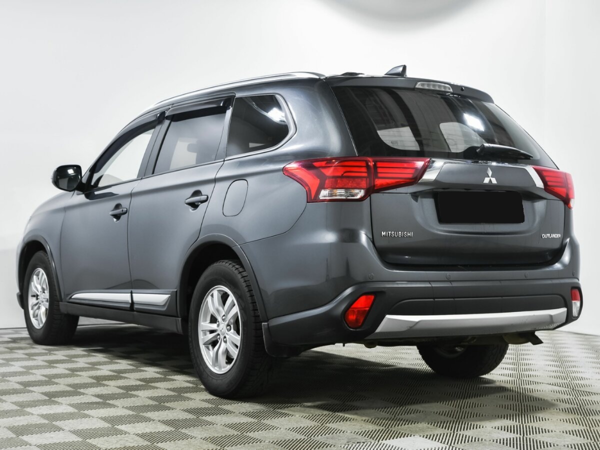 Mitsubishi Outlander, 2018