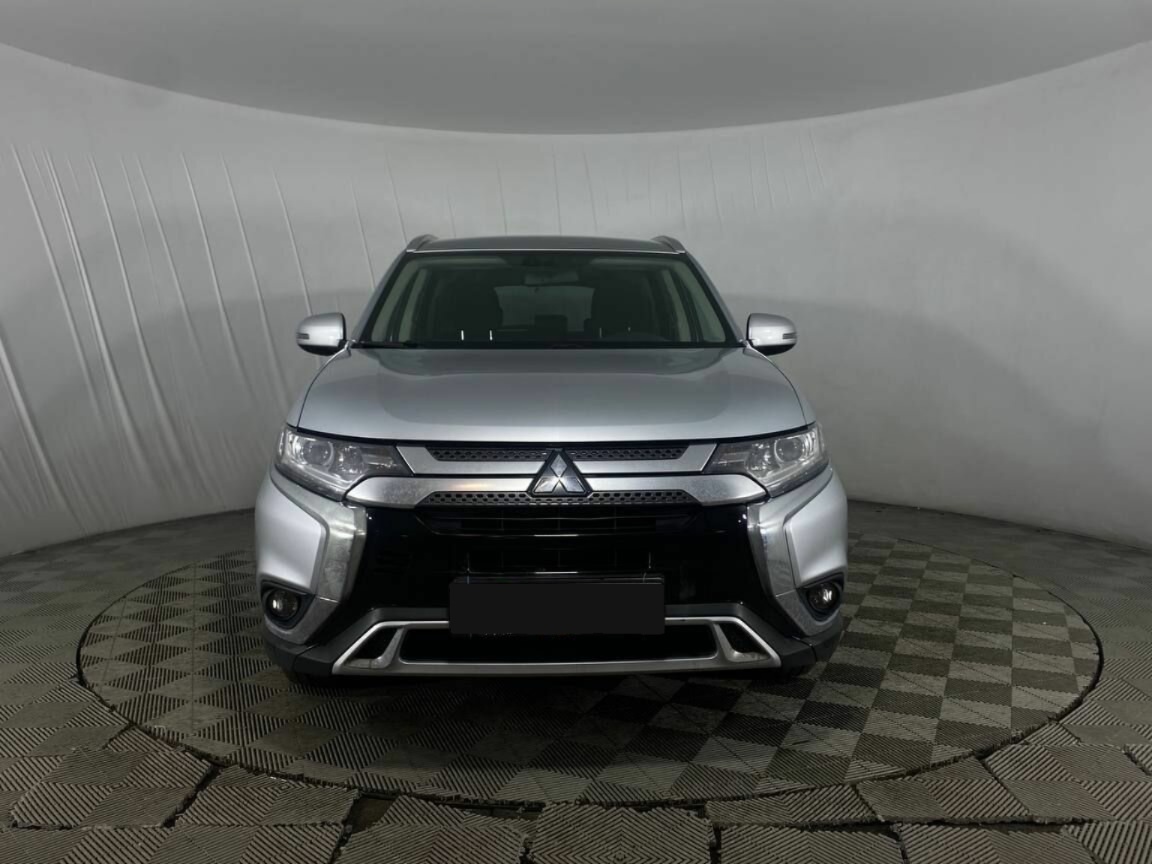 Mitsubishi Outlander, 2019