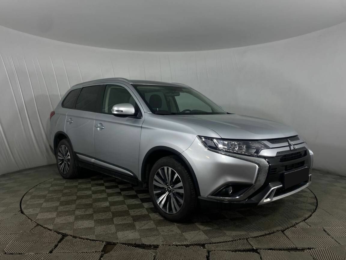 Mitsubishi Outlander, 2019