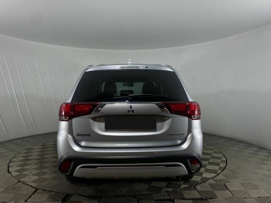 Mitsubishi Outlander, 2019
