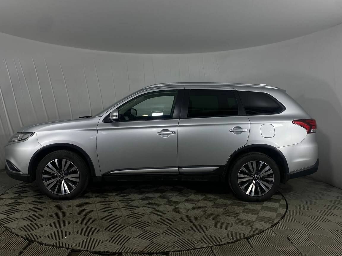 Mitsubishi Outlander, 2019