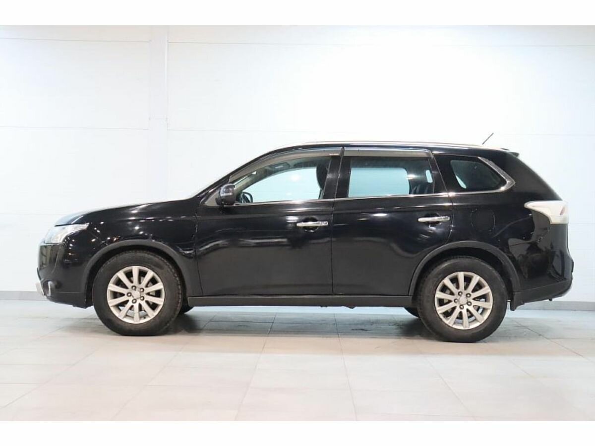 Mitsubishi Outlander, 2014