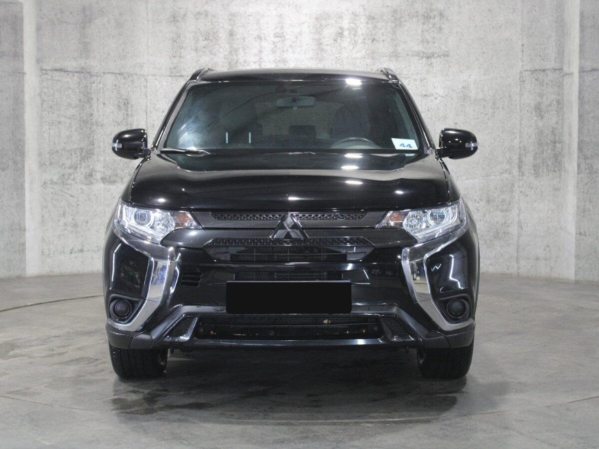 Mitsubishi Outlander, 2021
