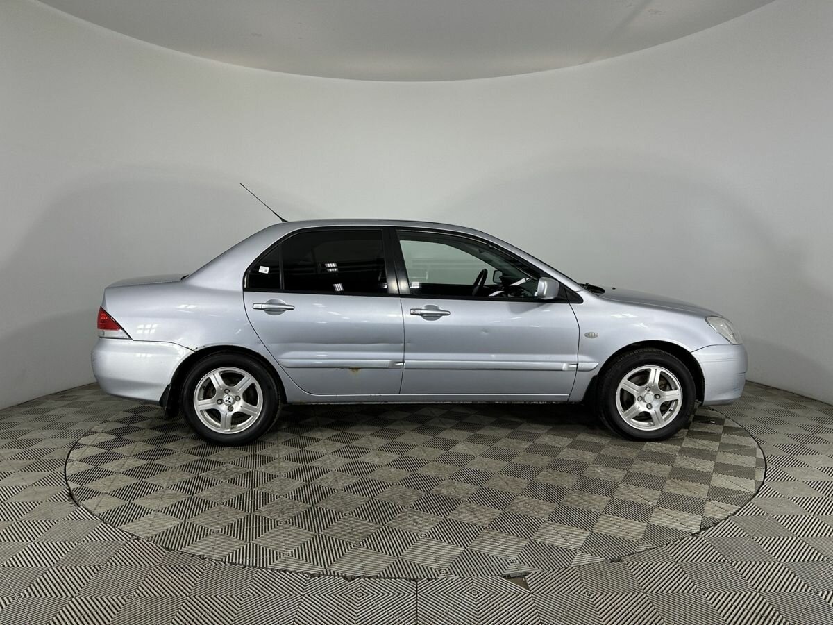 Mitsubishi Lancer, 2005