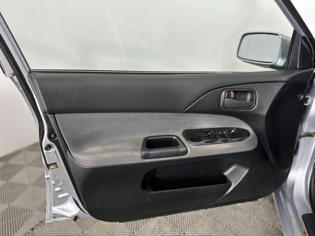 Mitsubishi Lancer, 2005