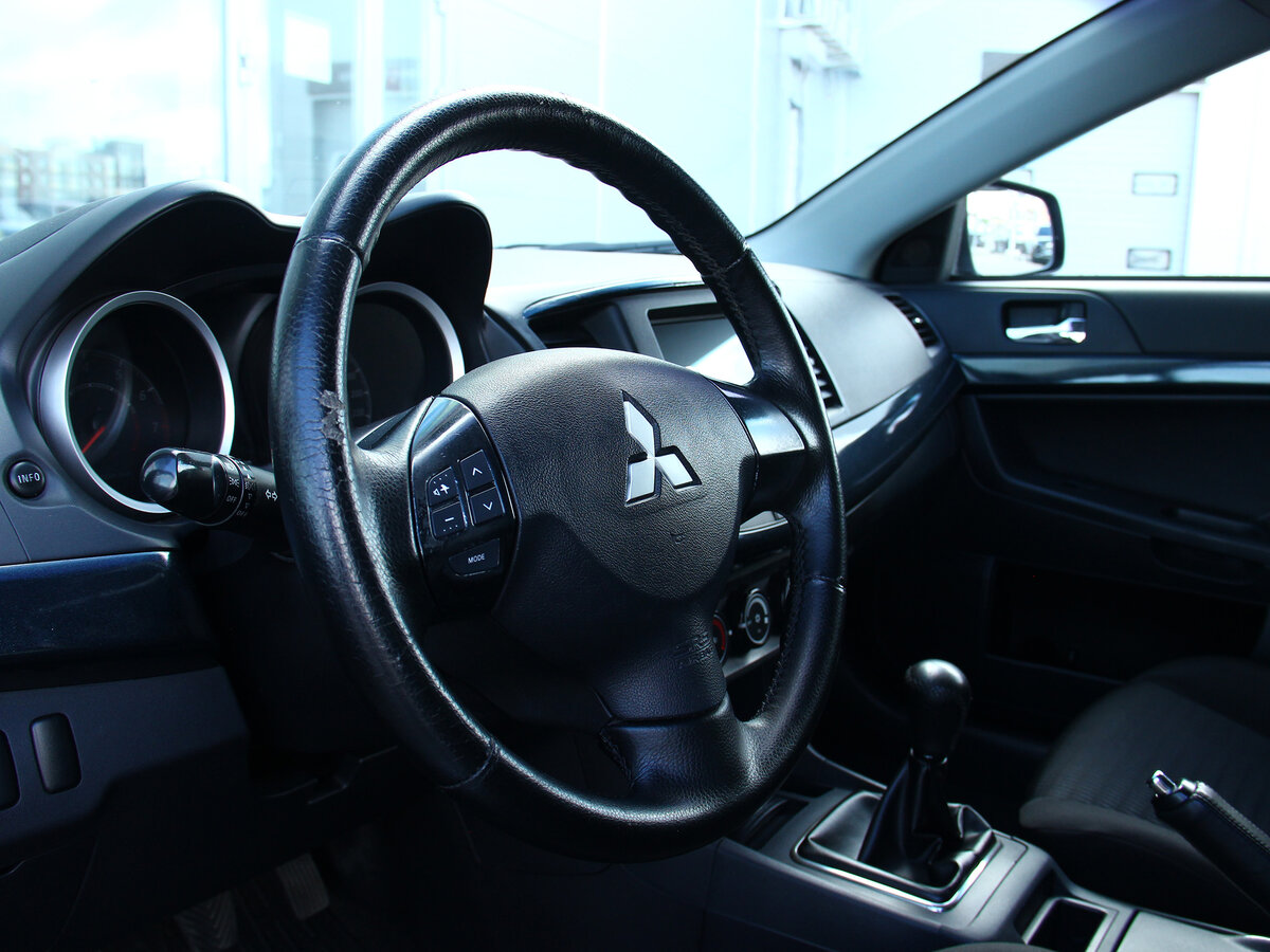 Mitsubishi Lancer, 2011