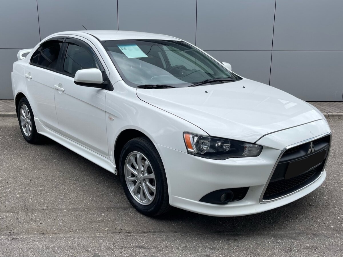 Mitsubishi Lancer, 2011