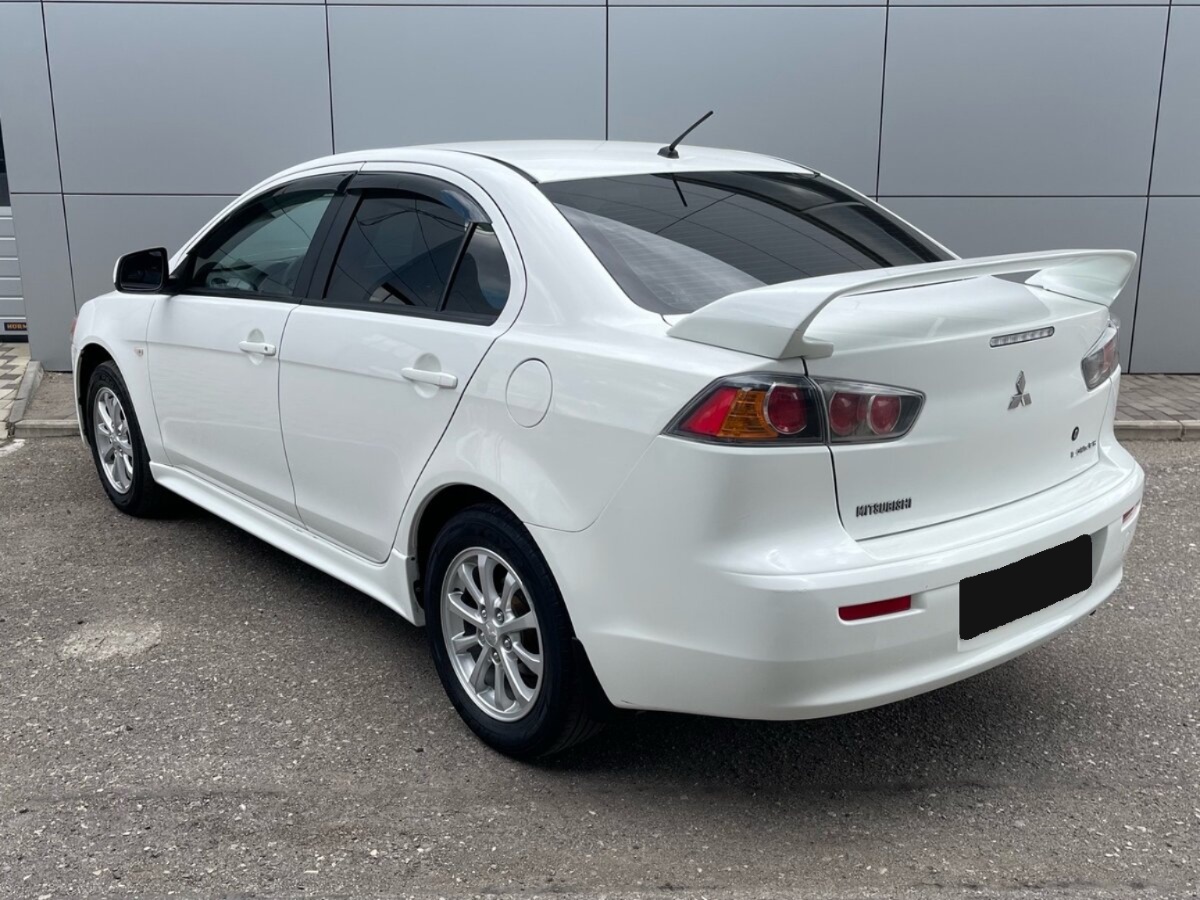 Mitsubishi Lancer, 2011