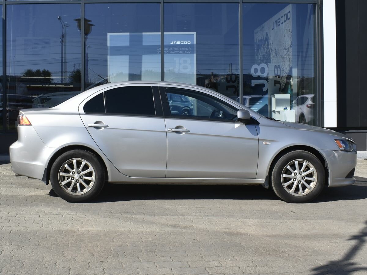 Mitsubishi Lancer, 2012