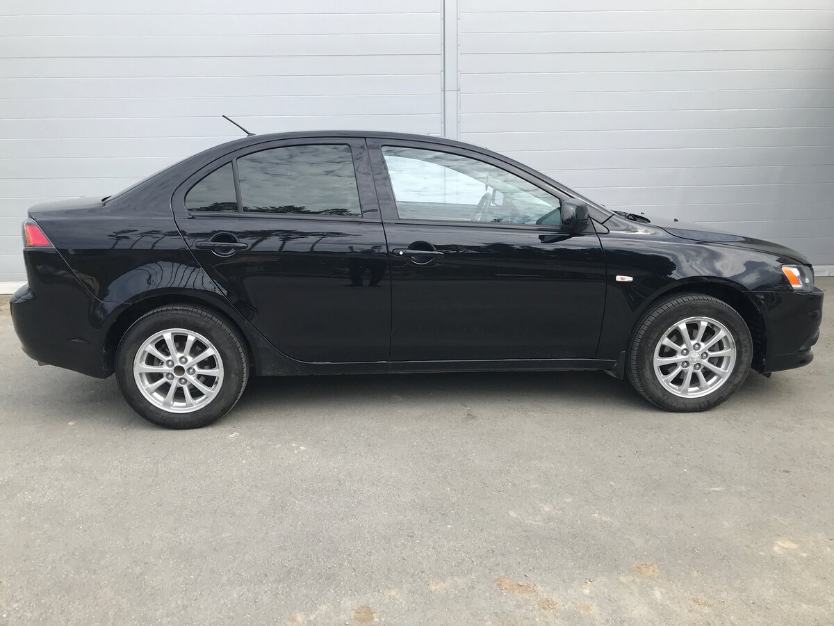 Mitsubishi Lancer, 2011