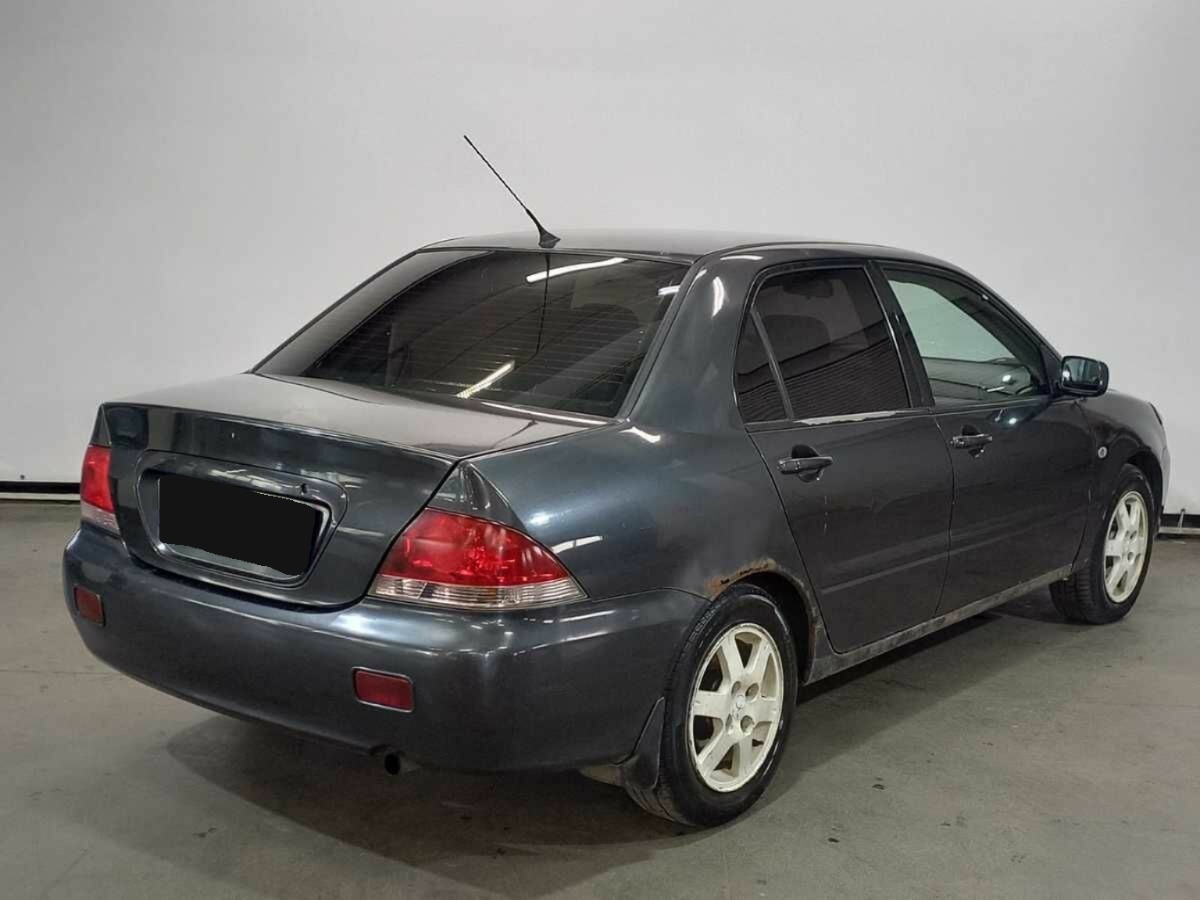 Mitsubishi Lancer, 2004
