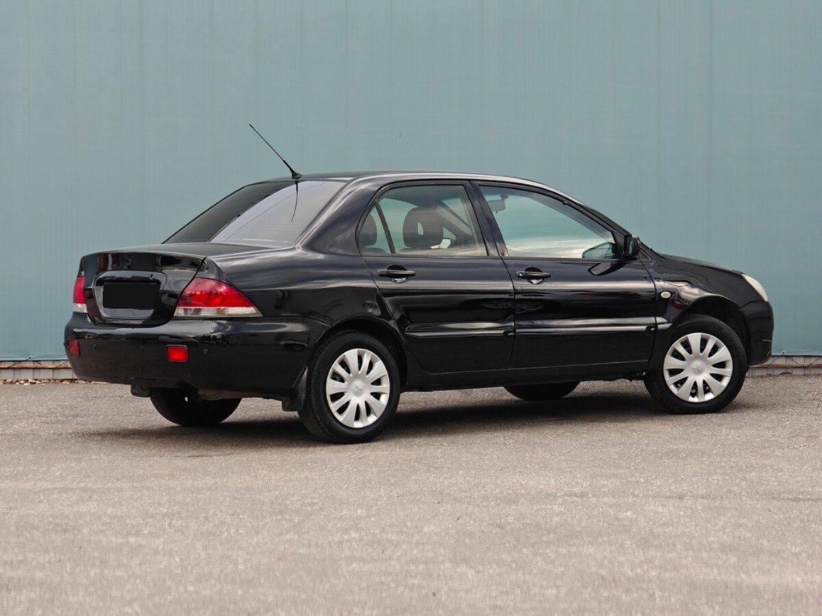 Mitsubishi Lancer, 2005