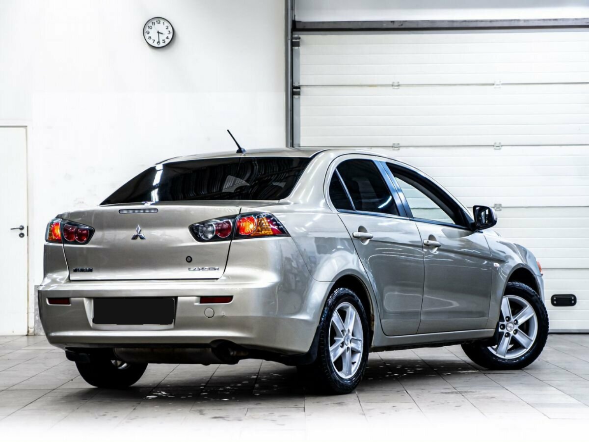 Mitsubishi Lancer, 2011