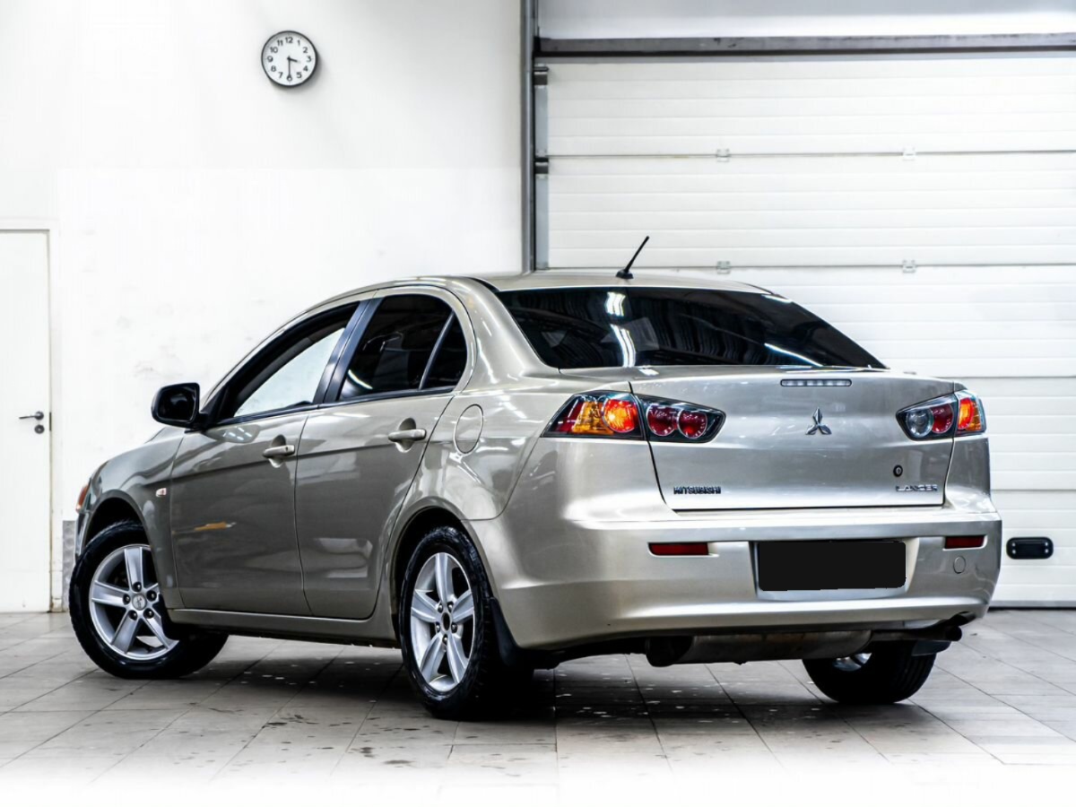 Mitsubishi Lancer, 2011