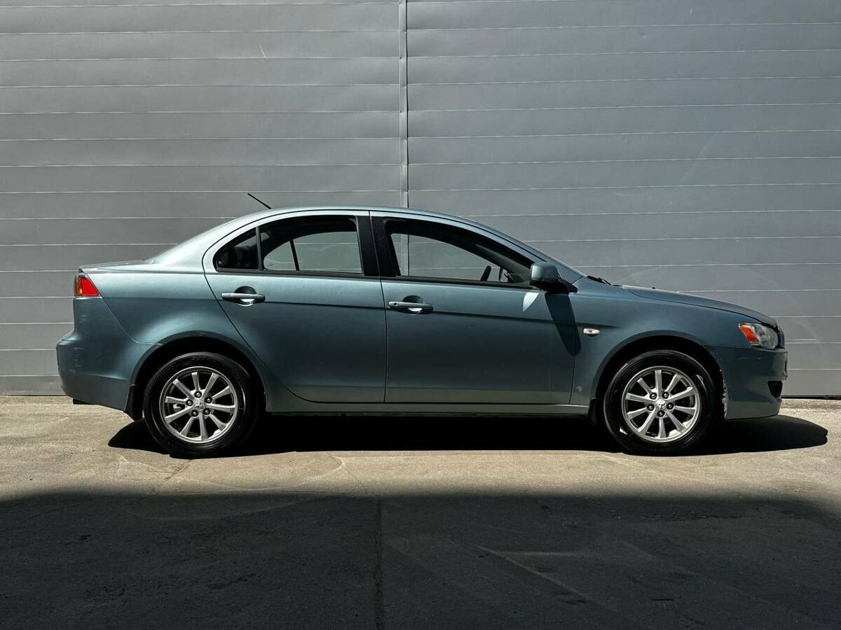 Mitsubishi Lancer, 2010