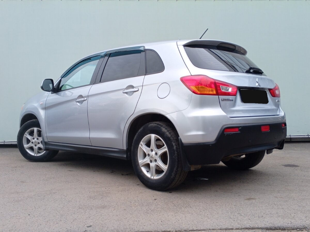 Mitsubishi ASX, 2011
