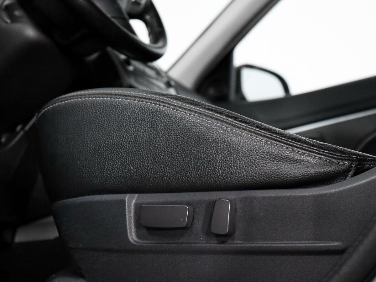 Mitsubishi ASX, 2012