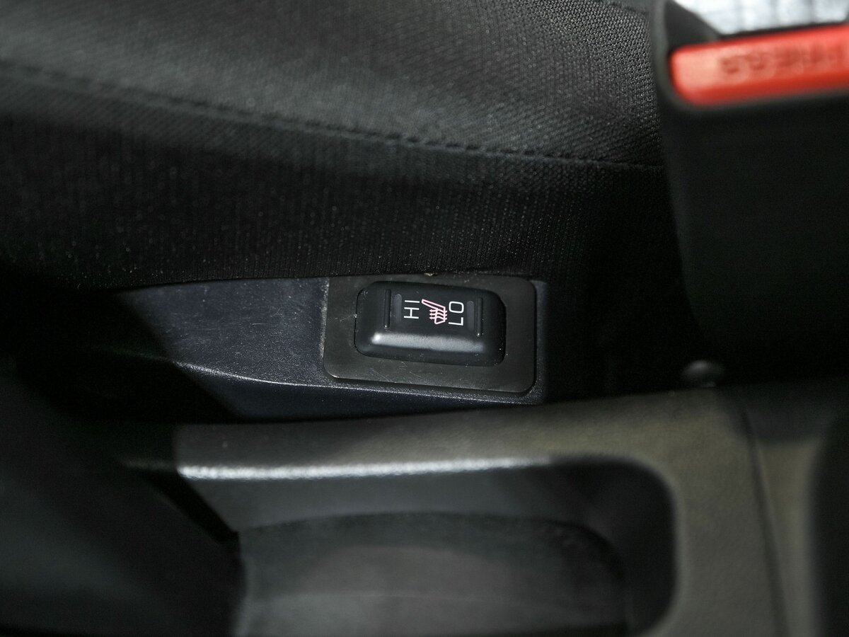 Mitsubishi ASX, 2013