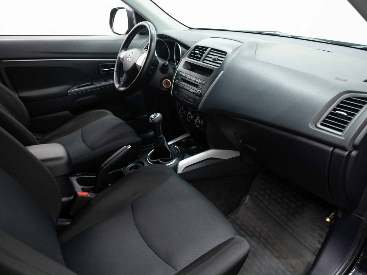 Mitsubishi ASX, 2011