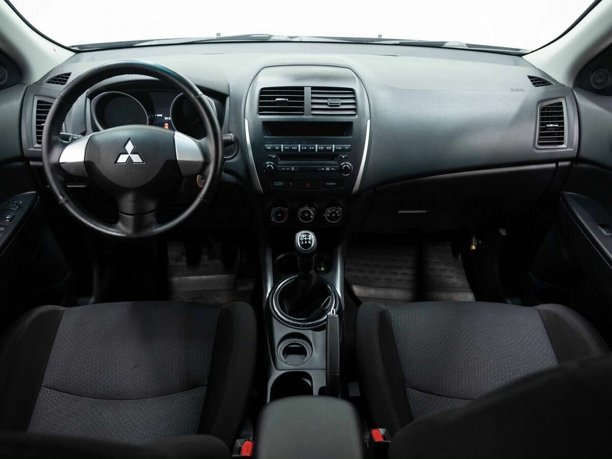 Mitsubishi ASX, 2011
