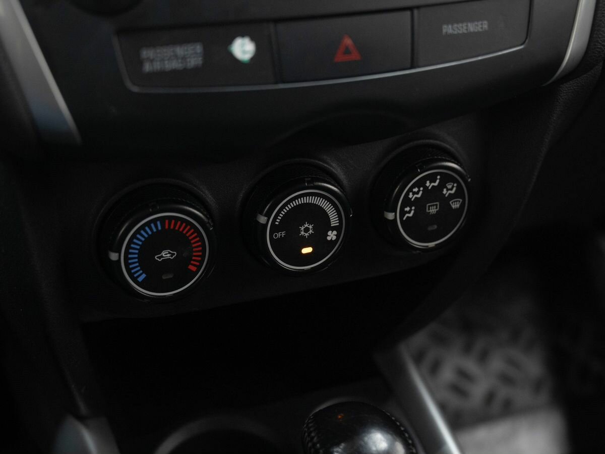 Mitsubishi ASX, 2012